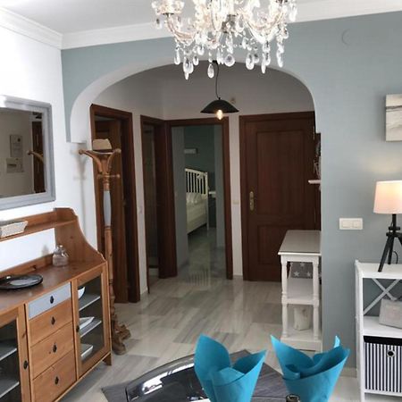 Sunny Apartment On Burriana Beach Nerja Exterior foto