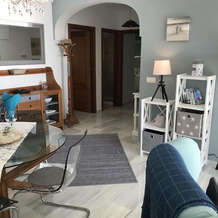 Sunny Apartment On Burriana Beach Nerja Exterior foto