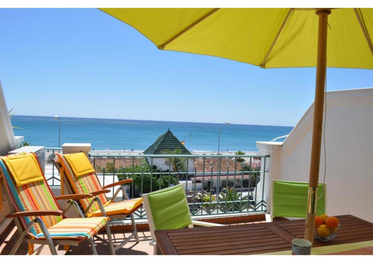 Sunny Apartment On Burriana Beach Nerja Exterior foto