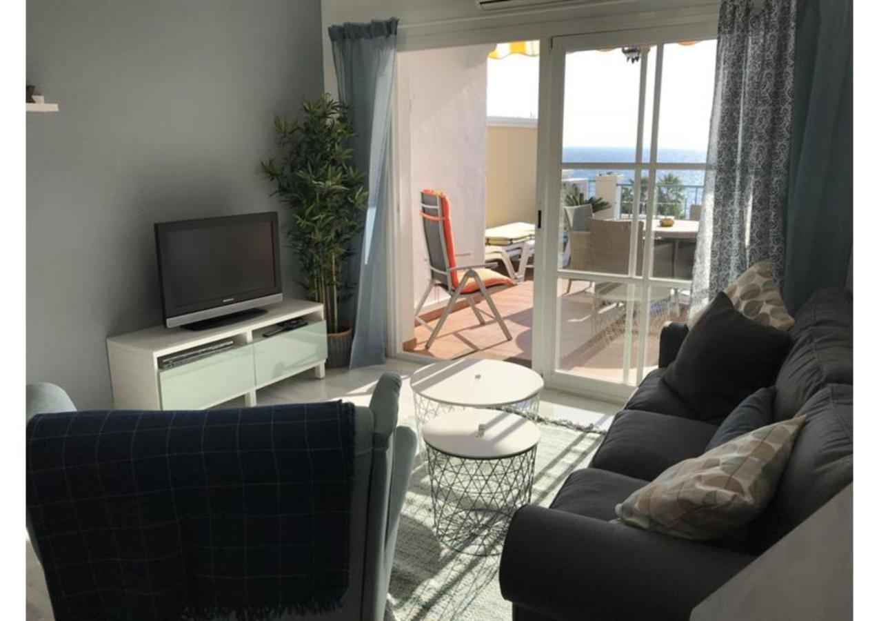 Sunny Apartment On Burriana Beach Nerja Exterior foto